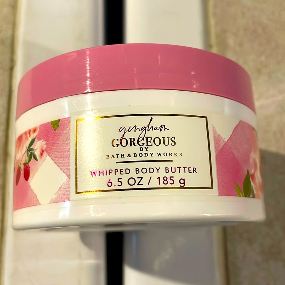 NWT Bath & body works body works whipped body butter